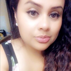 Meet your Posher, Mayra